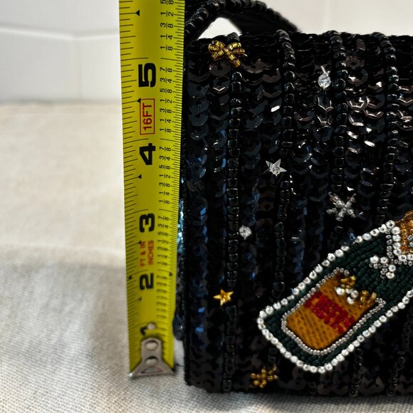Made in India Beaded New Year's Eve Champagne "Cheers"Bag - Black, Gold & Sliver - Picture 8 of 11